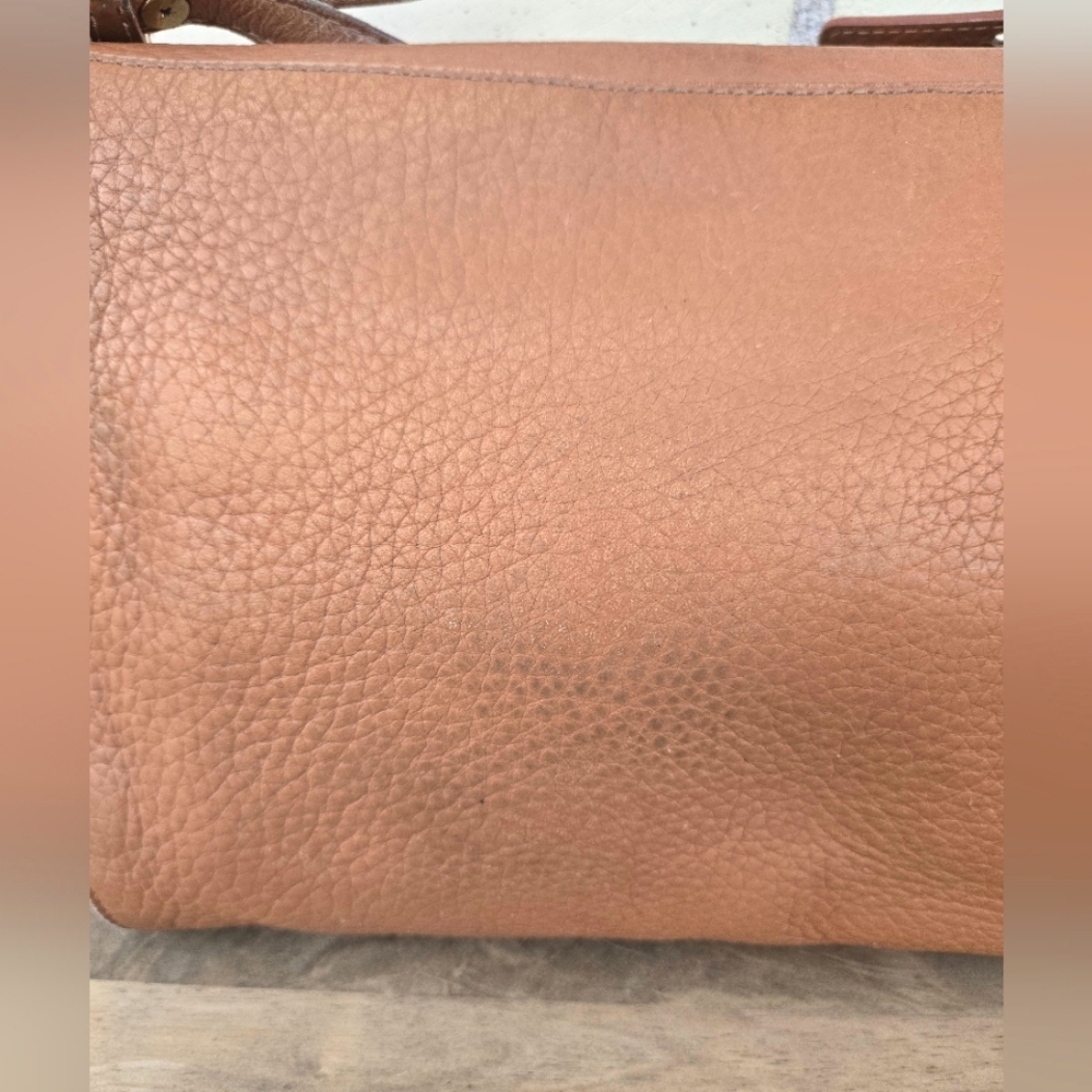 Moda Tan Leather Crossbody Bag - Picture 7 of 13